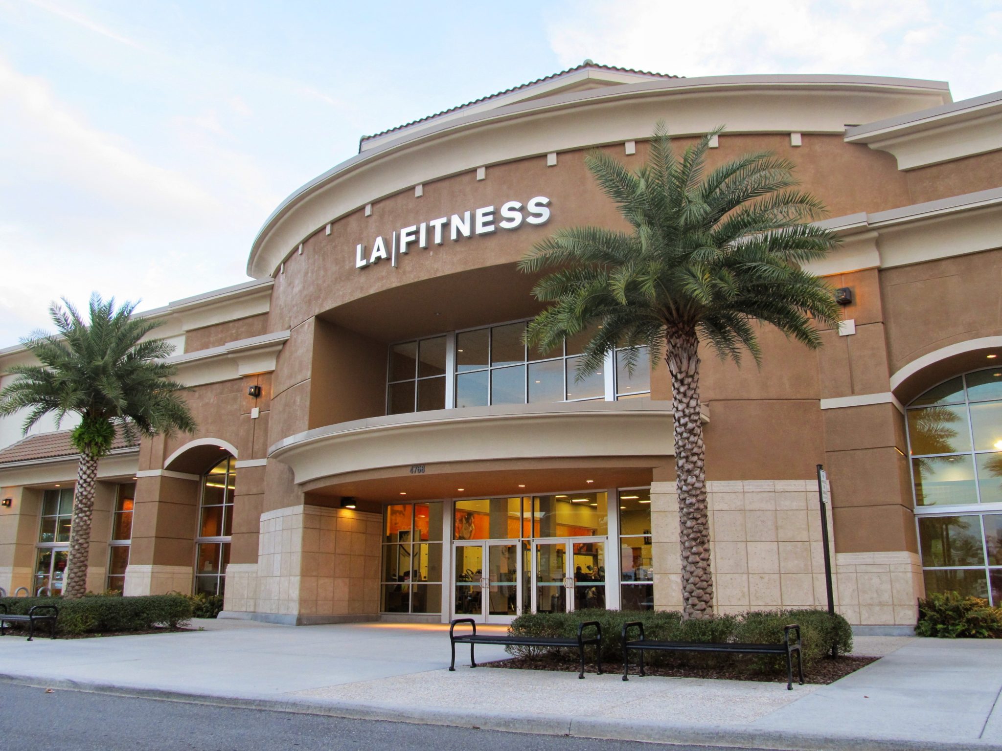 LA Fitness Membership Cost Love At First Fit